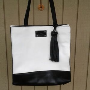 Patricia Nash handbag